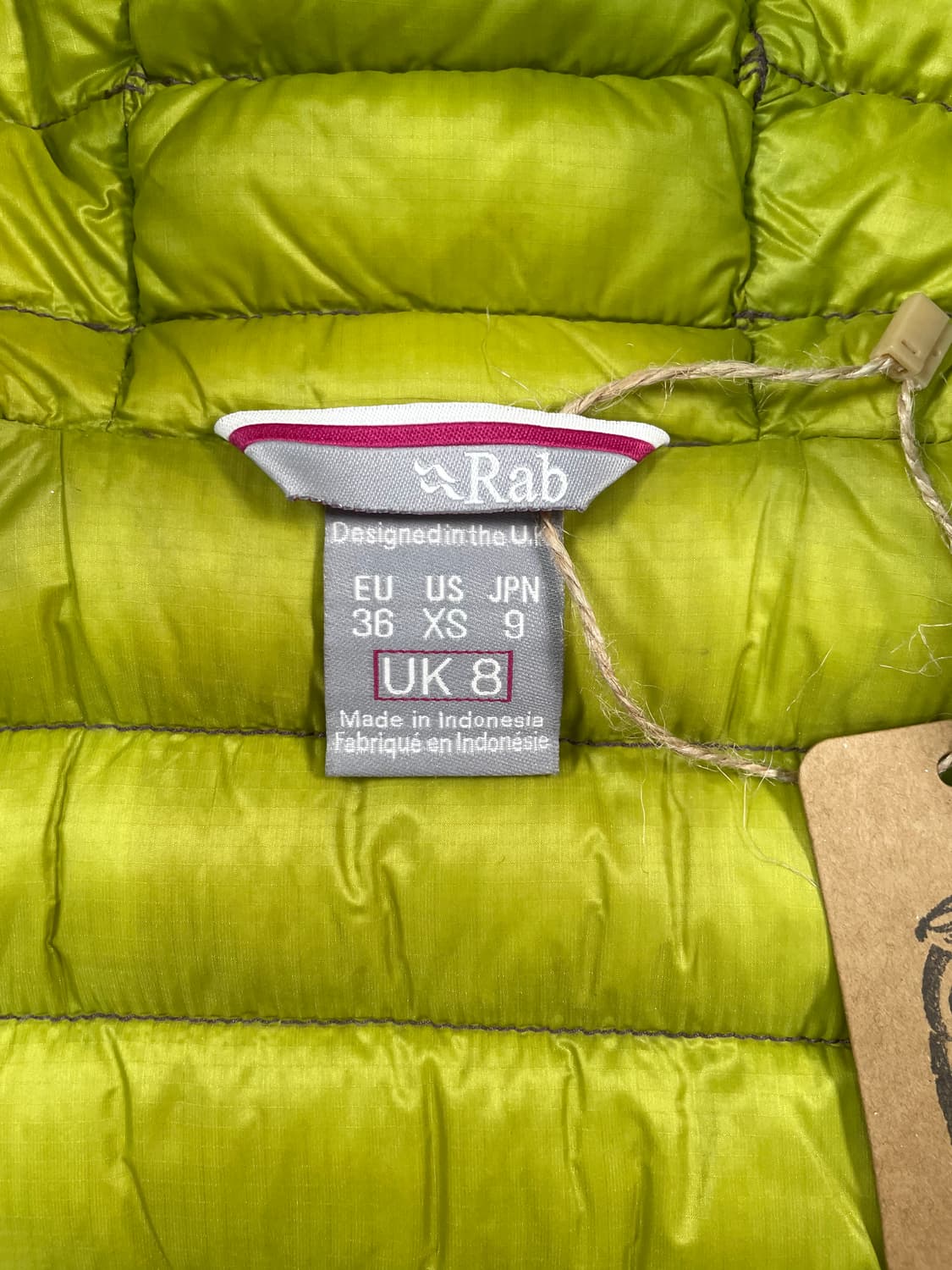 RAB 마이크로라이트 후디드 경량 패딩 상품이미지6