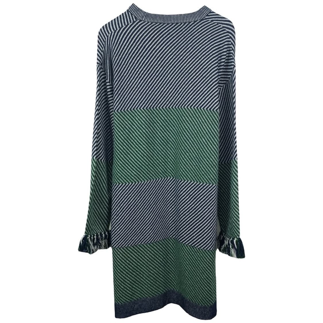 [러브 모스키노] 스트라이프 패턴 크루넥 오버핏 니트 원피스 P01439 상품이미지3