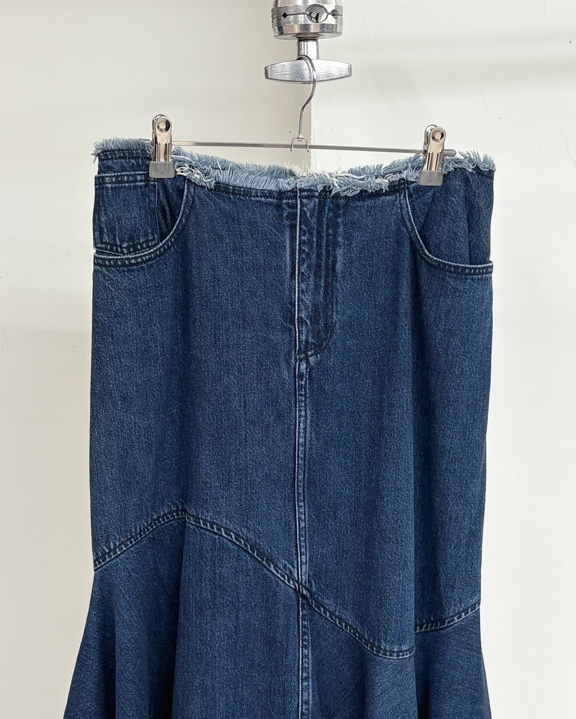 마르케스 알메이다 데님 프린지 언밸런스 롱 스커트 상품이미지2