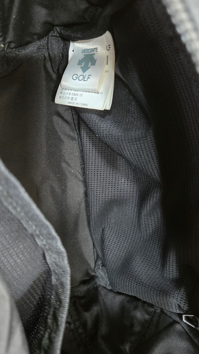 데상트 블랙 토트백 겸 숄더백 골프 상품이미지6