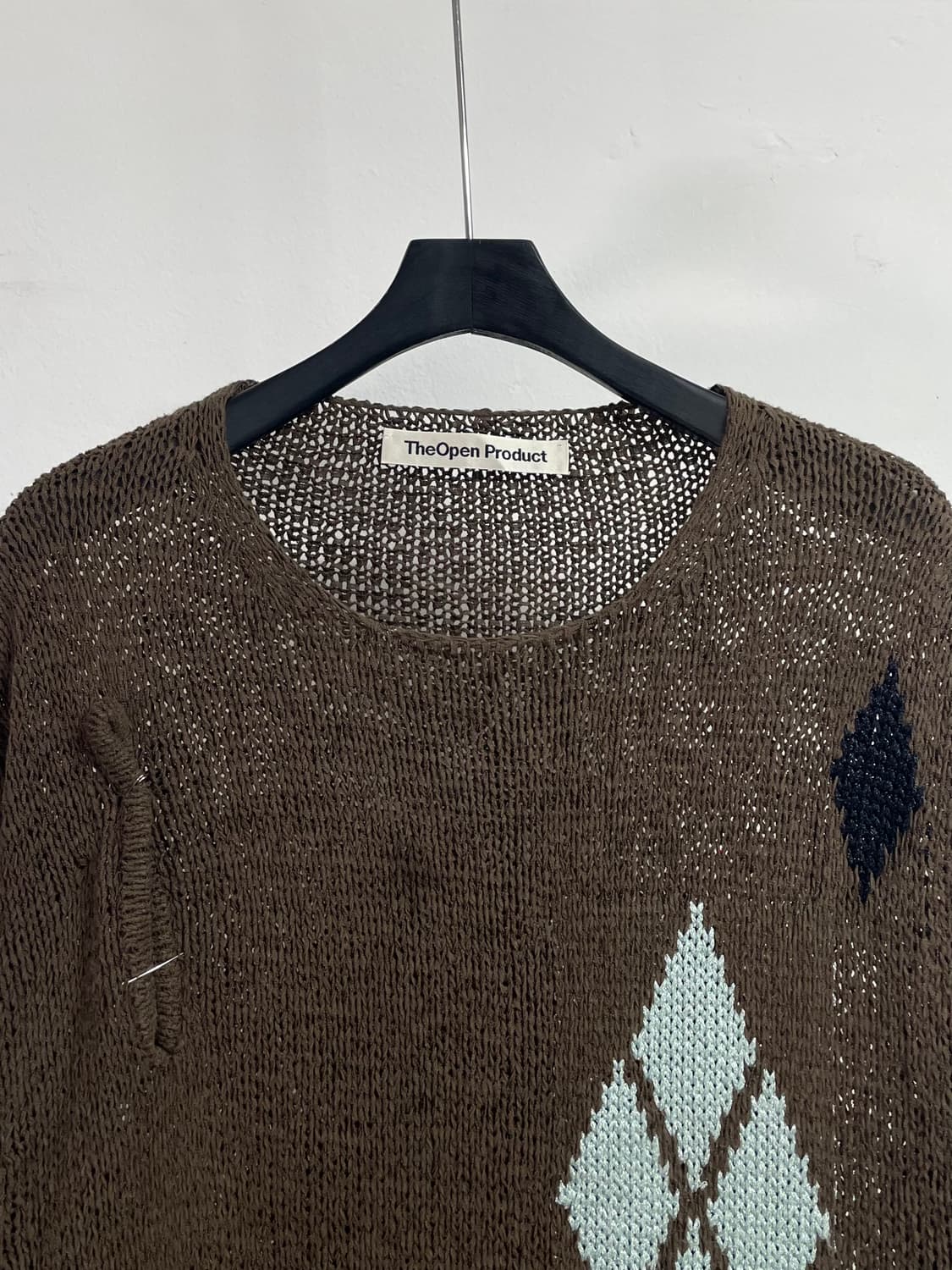 더오픈 프로덕트 아가일 컷아웃 니트(on.421) 상품이미지2