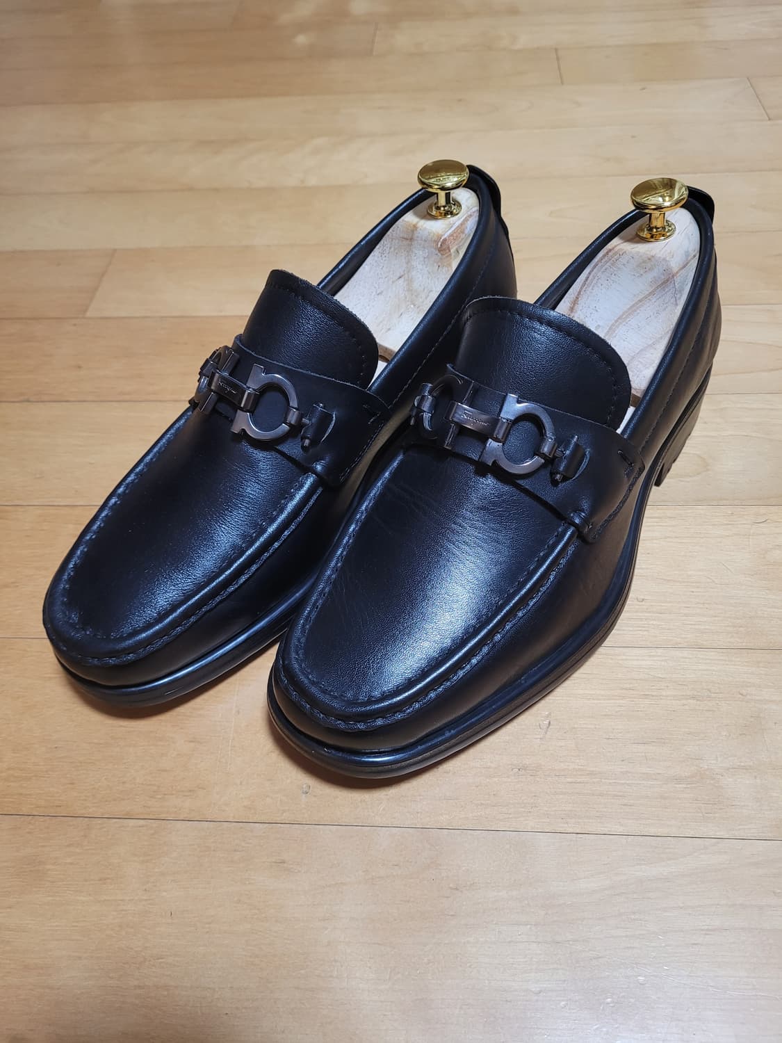 정품 페라가모 간치니 로퍼 상품이미지1