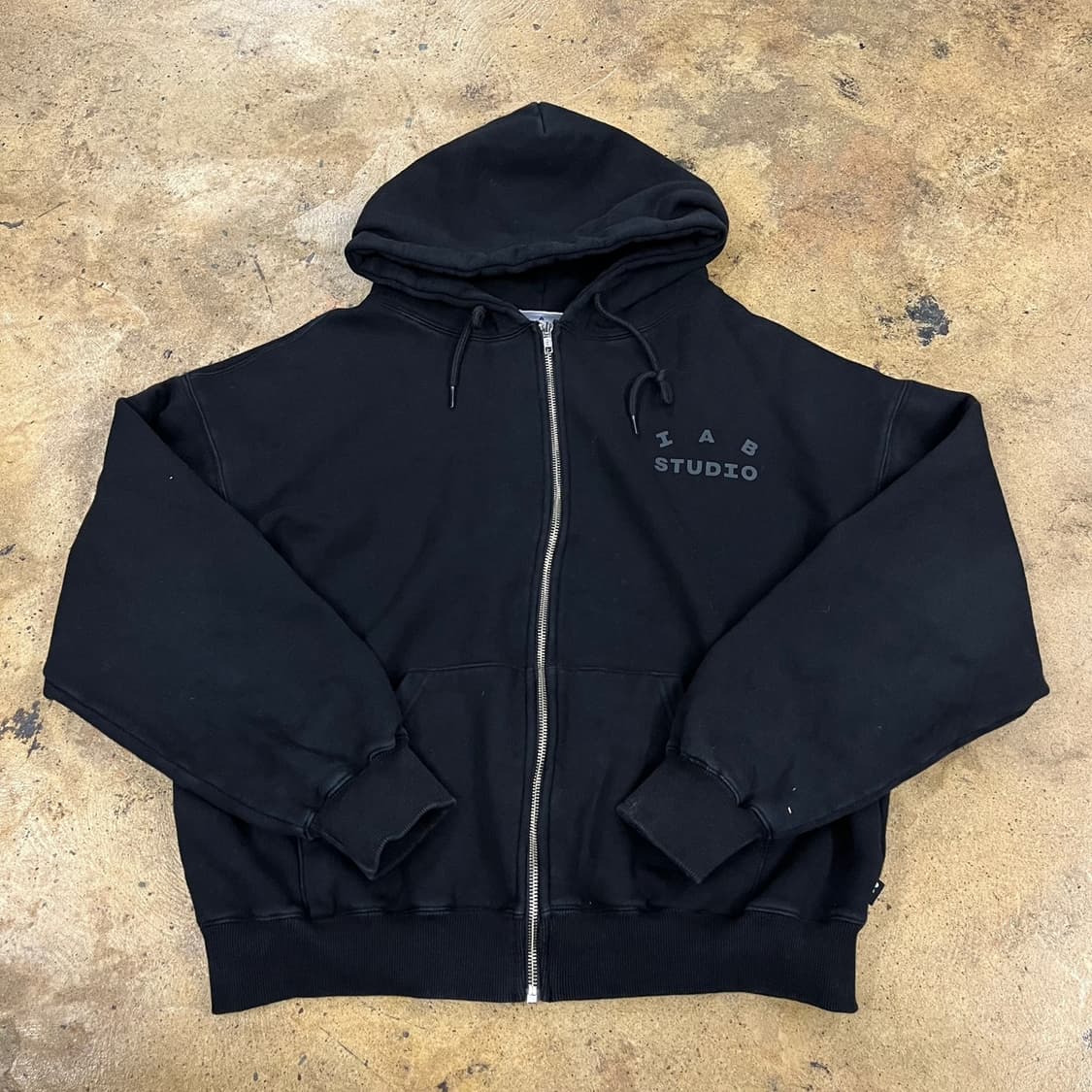 [정품/L] 아이앱스튜디오 IAB Studio 블랙 후드집업 b18 상품이미지2