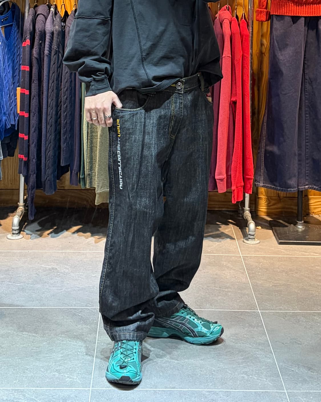 36in FUBU 푸부 시티그래픽 옐로우 스티치 흑청 팬츠 상품이미지1