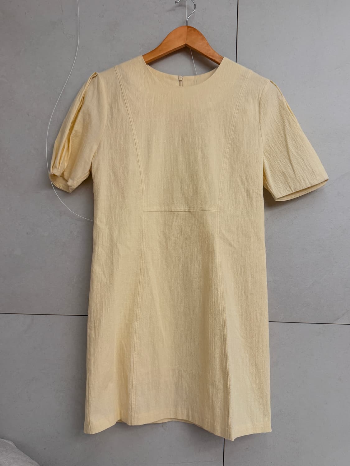 연노랑 반팔 원피스 판매합니다  상품이미지1