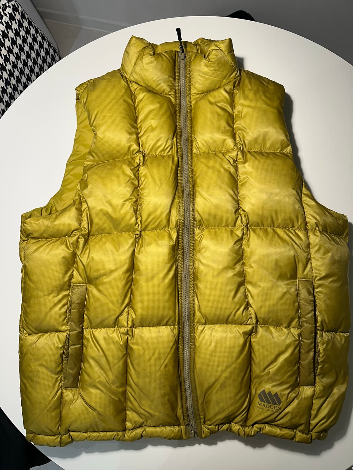 매든 패딩베스트 L사이즈 새상품 상품이미지1