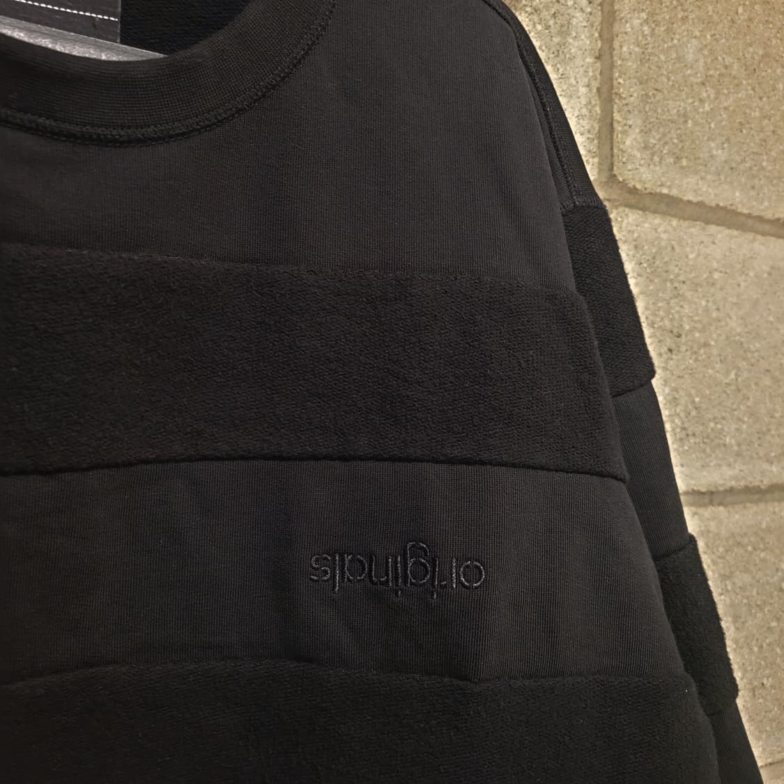 아디다스 X 알렉산더왕 인아웃 맨투맨 2XL 상품이미지3