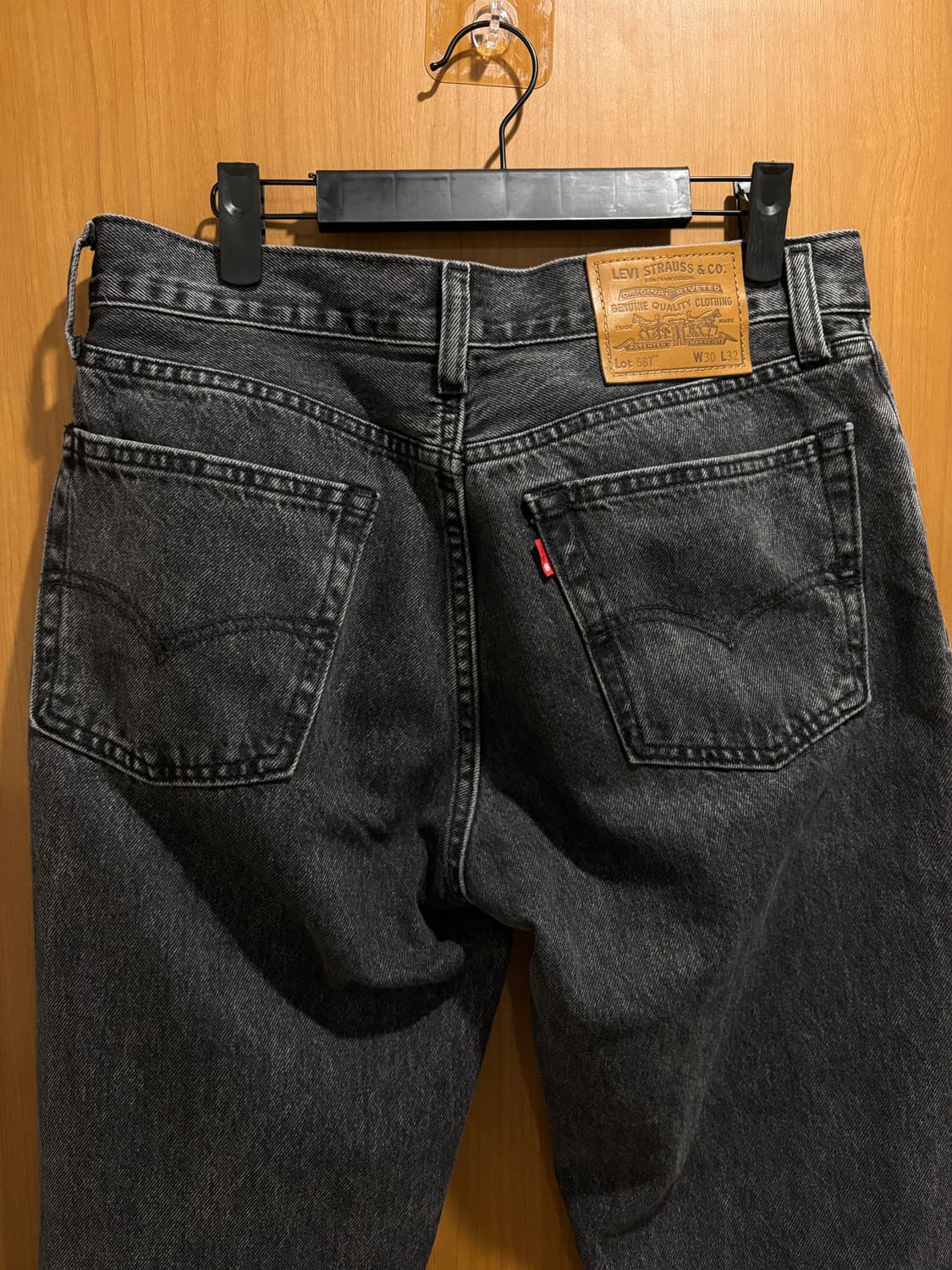 리바이스 567 릴렉스 플레어진 흑청 (30/32) 상품이미지3