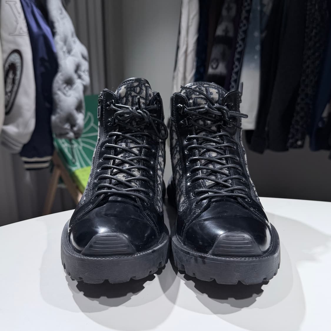 (A/43) / 디올 컴뱃 레더 앵클 부츠 블랙 유광 송아지 가죽 상품이미지2