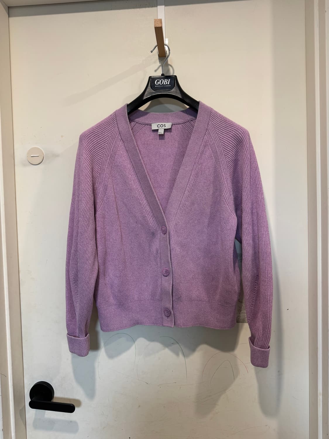 코스 리브드 니트 가디건 상품이미지1