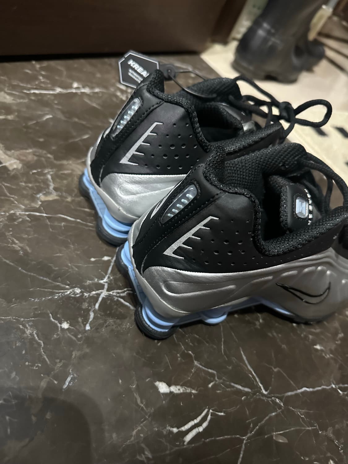 나이키 샥스 상품이미지3