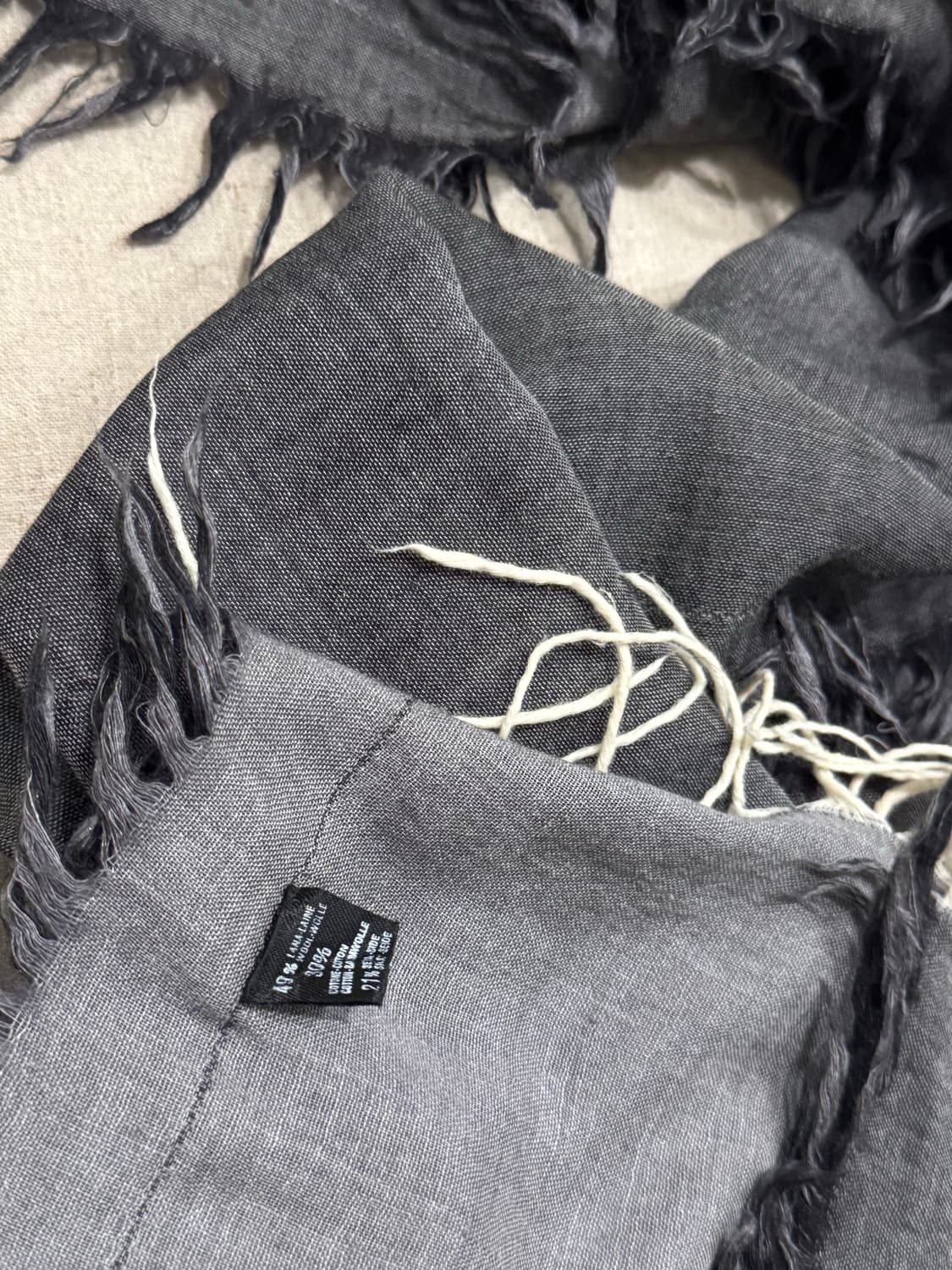 디올 옴므 프린지 실크 더블사이드 머플러 상품이미지5