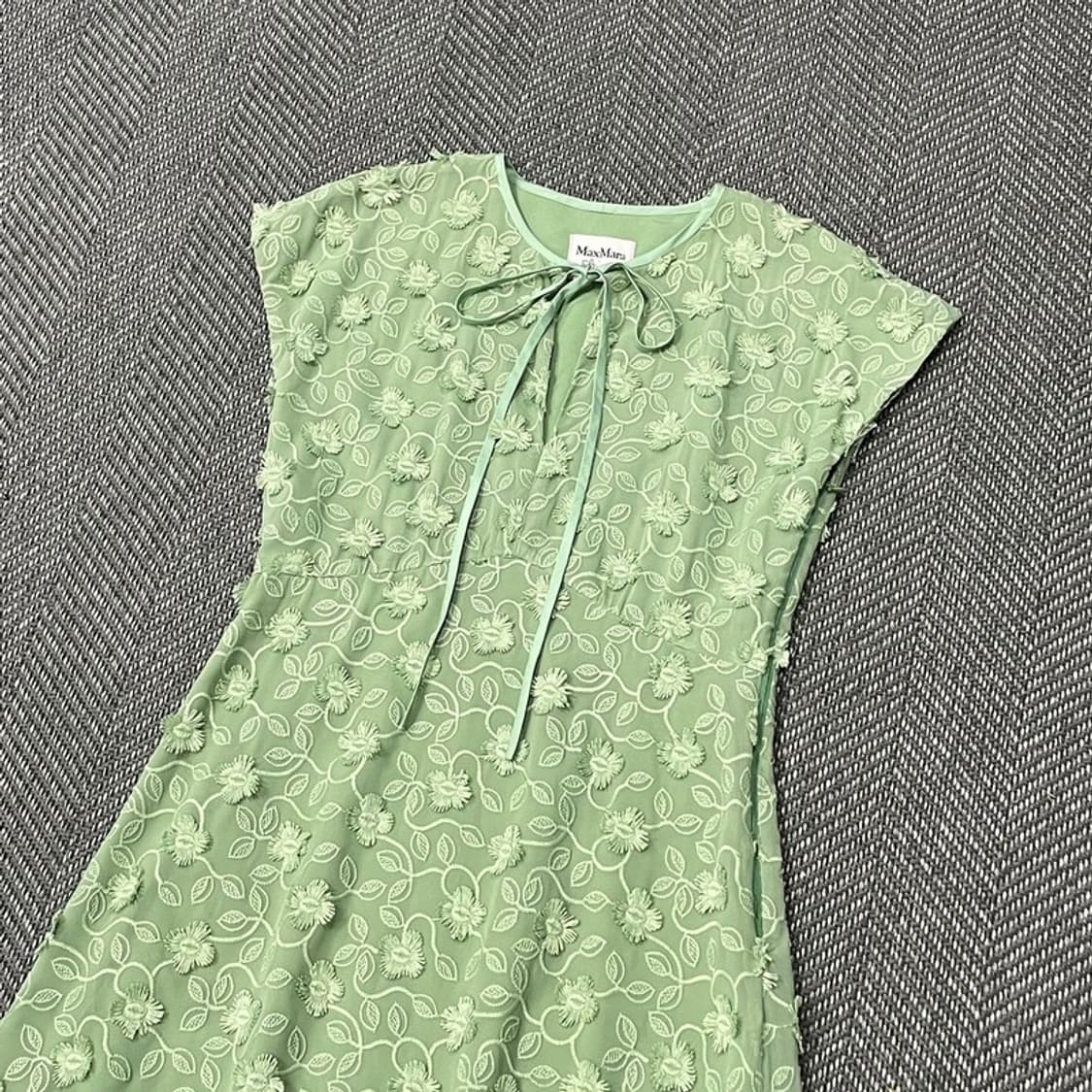 막스마라 플라워 자수 원피스 v0126 상품이미지3