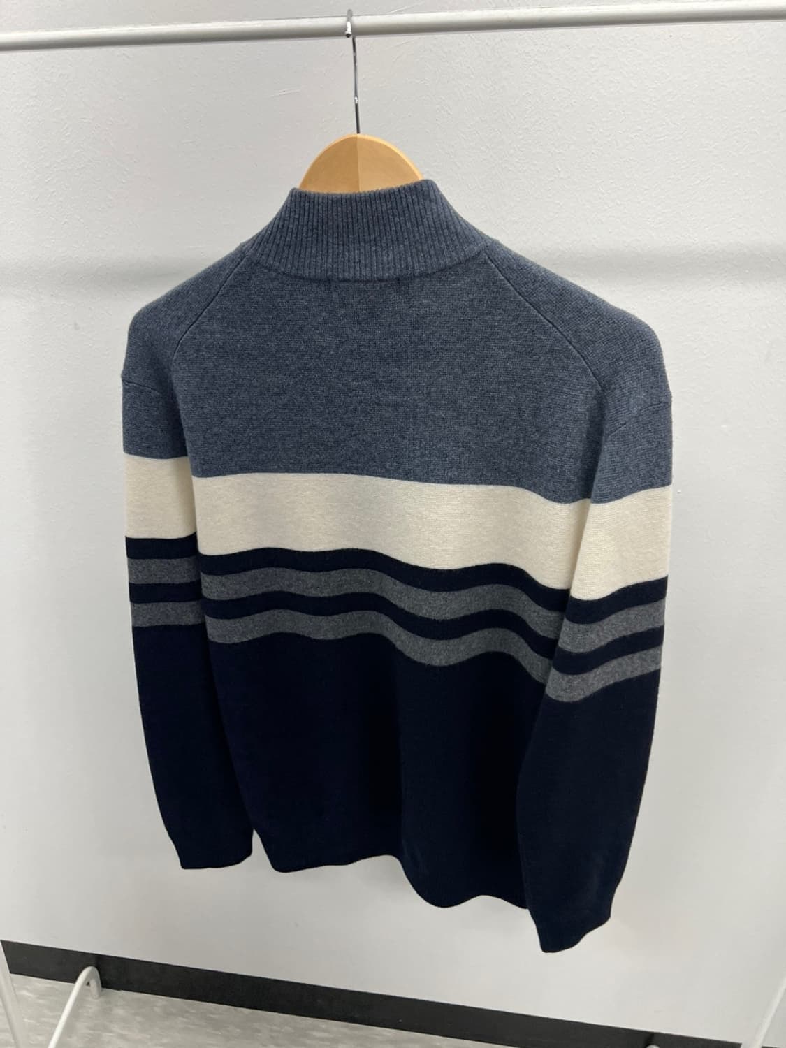 100) 빈폴 신형 니트집업 상품이미지6