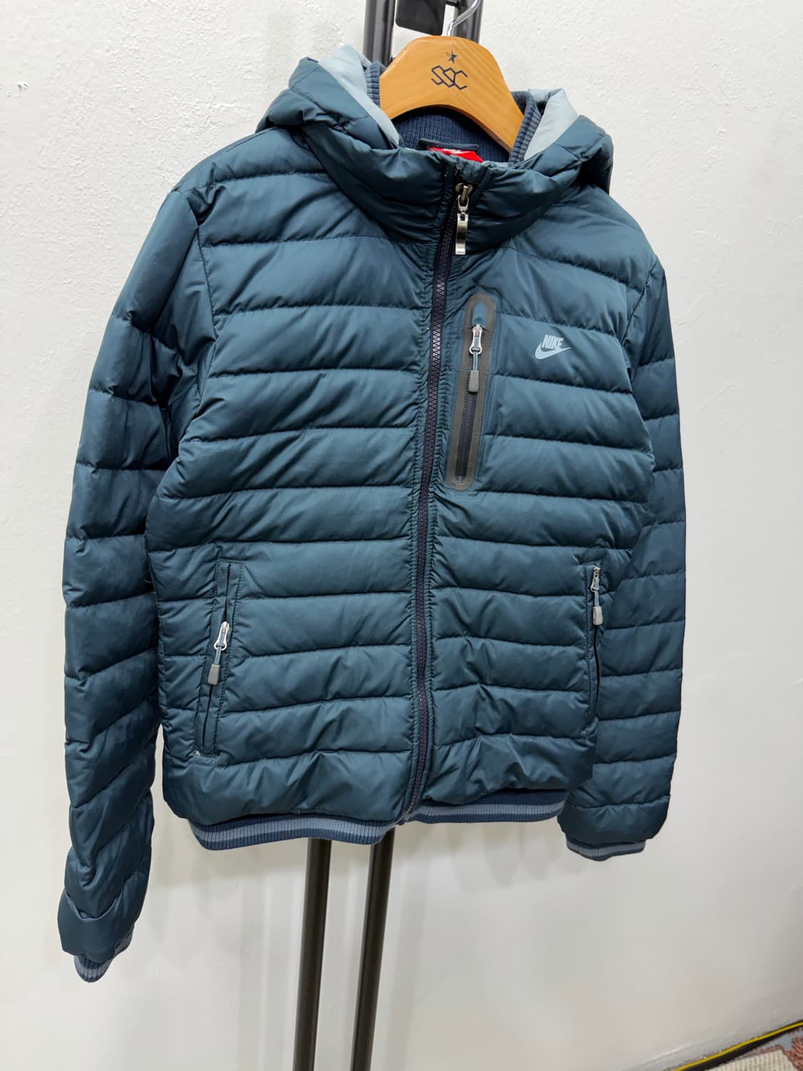 정품) 나이키 여성패딩 S 상품이미지2