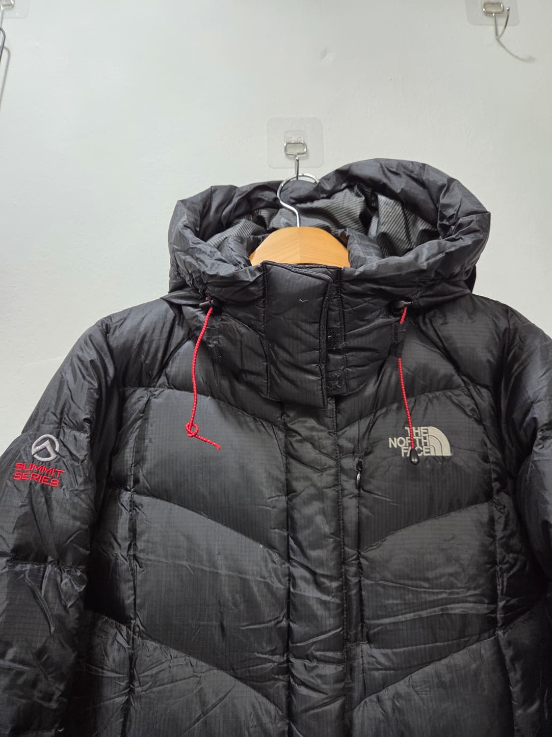 노스페이스 1211-6 써밋 700 푸퍼 블랙 패딩 여성 95 상품이미지2