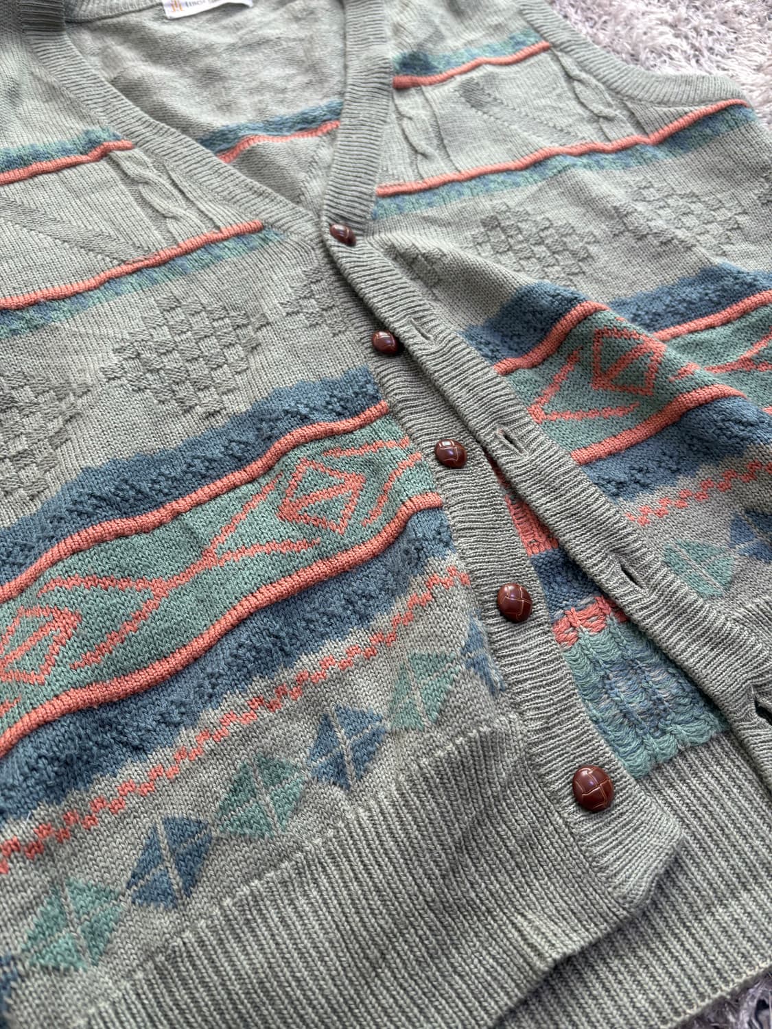 일본판 LUIGI MASSONI 니트조끼 사이즈 100 상품이미지2