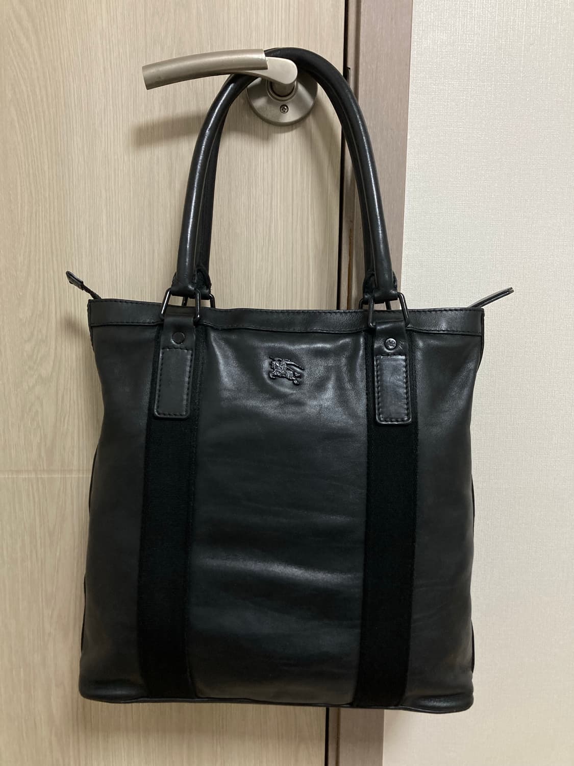 버버리 가죽 토드백 가방 판매 상품이미지1