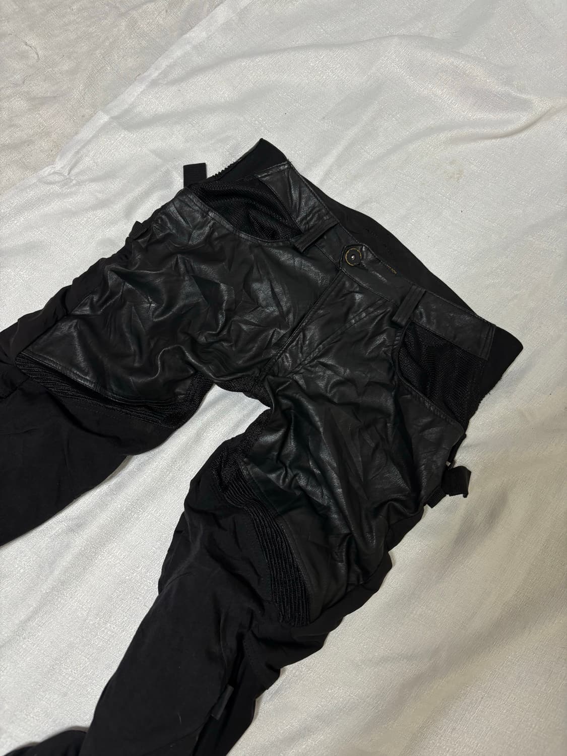 “Field Core”Biker Mesh Detail Pants 상품이미지6