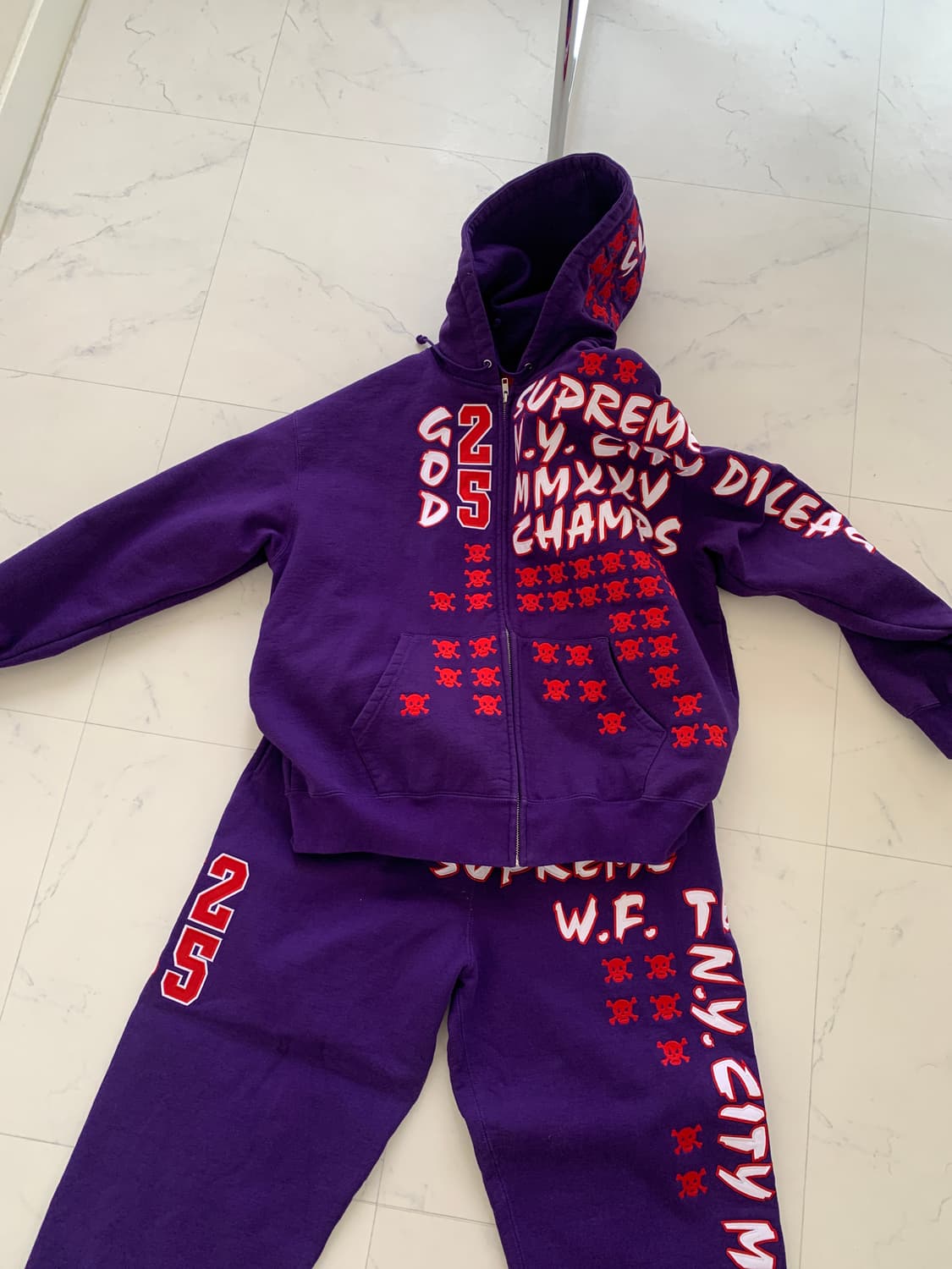 슈프림 리그 셋업 L 상품이미지1