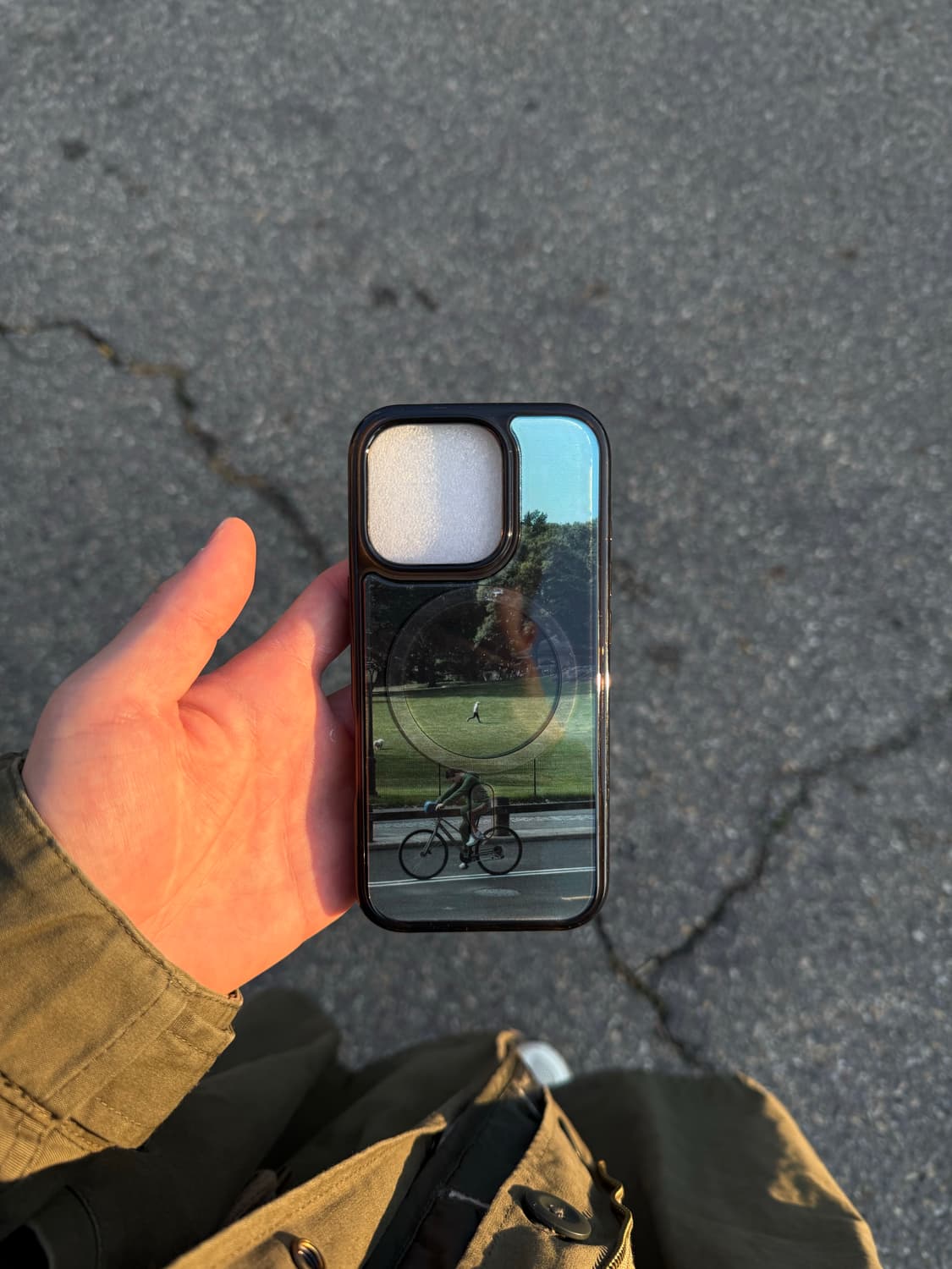 MagSafe iPhone Case 상품이미지1