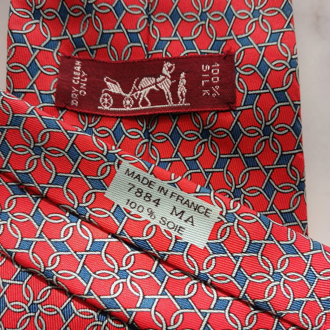 에르메스 실크 레드 체인 패턴 넥타이 9.8cm B등급 A18686
 상품이미지3
