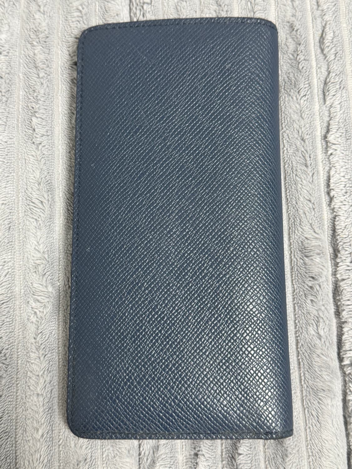 루이비통 타이가 브라짜 장지갑 상품이미지3