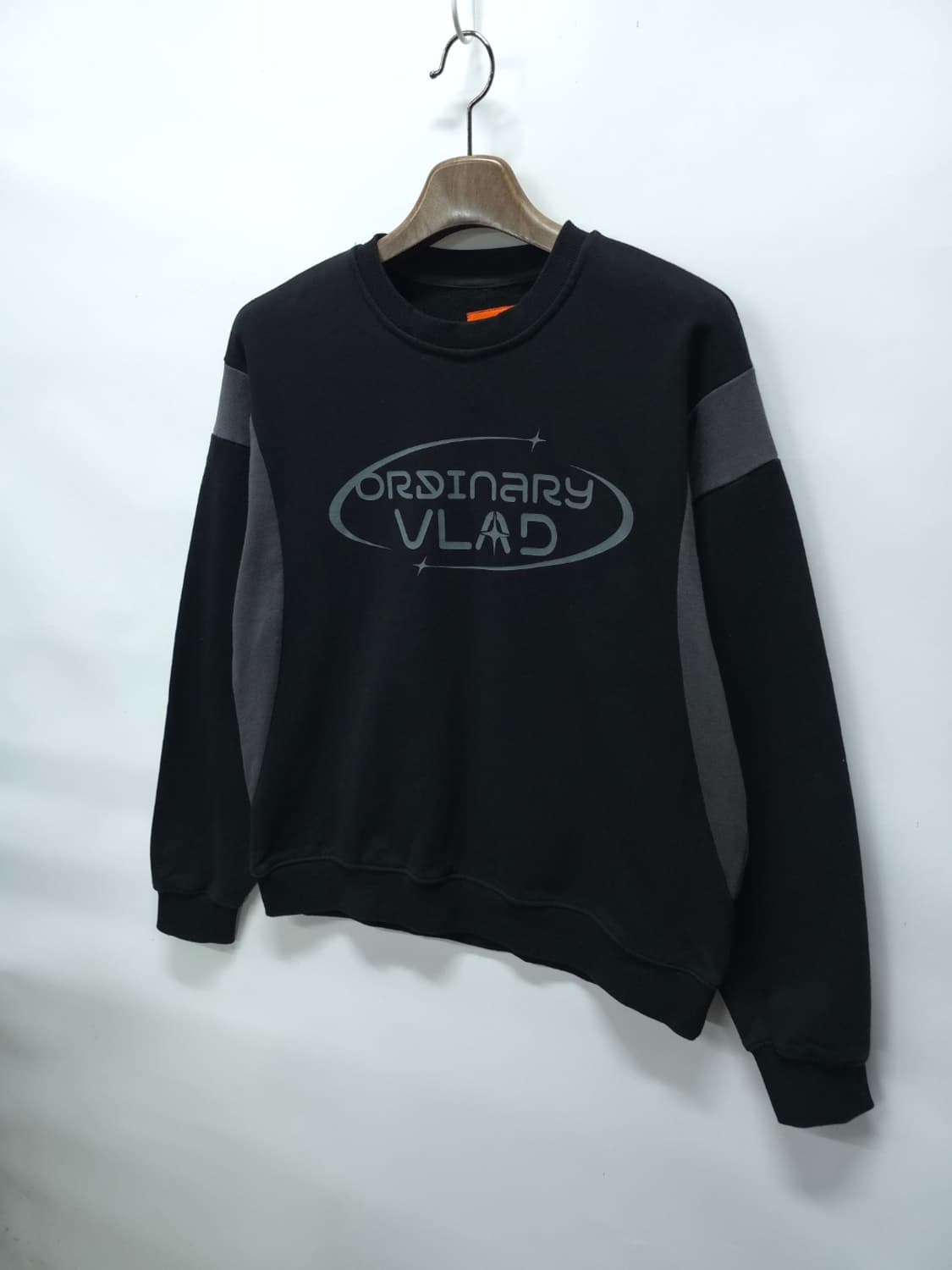 디미트리블랙(VLAD) 오디너리 스웨트 맨투맨 (95~100) 상품이미지2