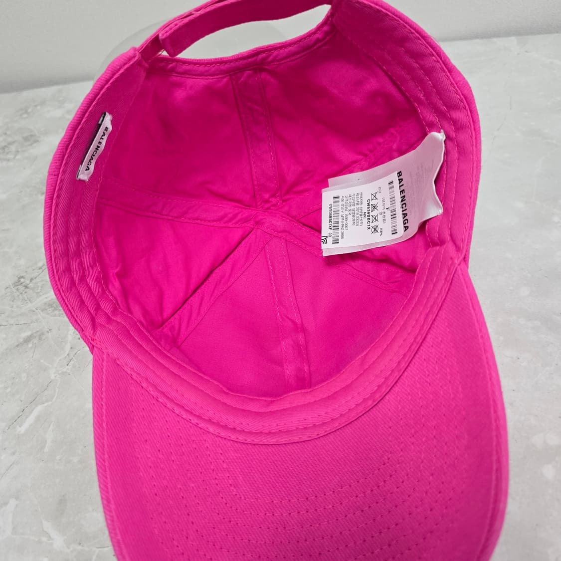 발렌시아가 로고 볼캡 모자 L사이즈 판매 상품이미지5