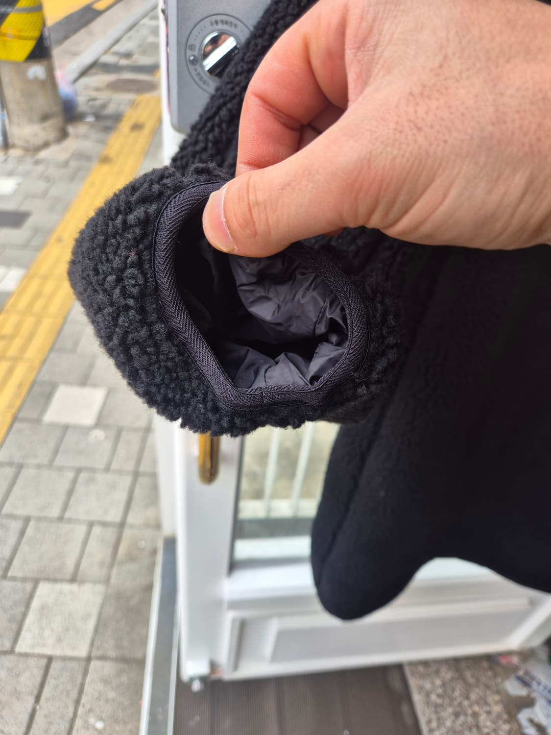 TNGT 블랙 롱 플리스 코트 105사이즈 상품이미지6