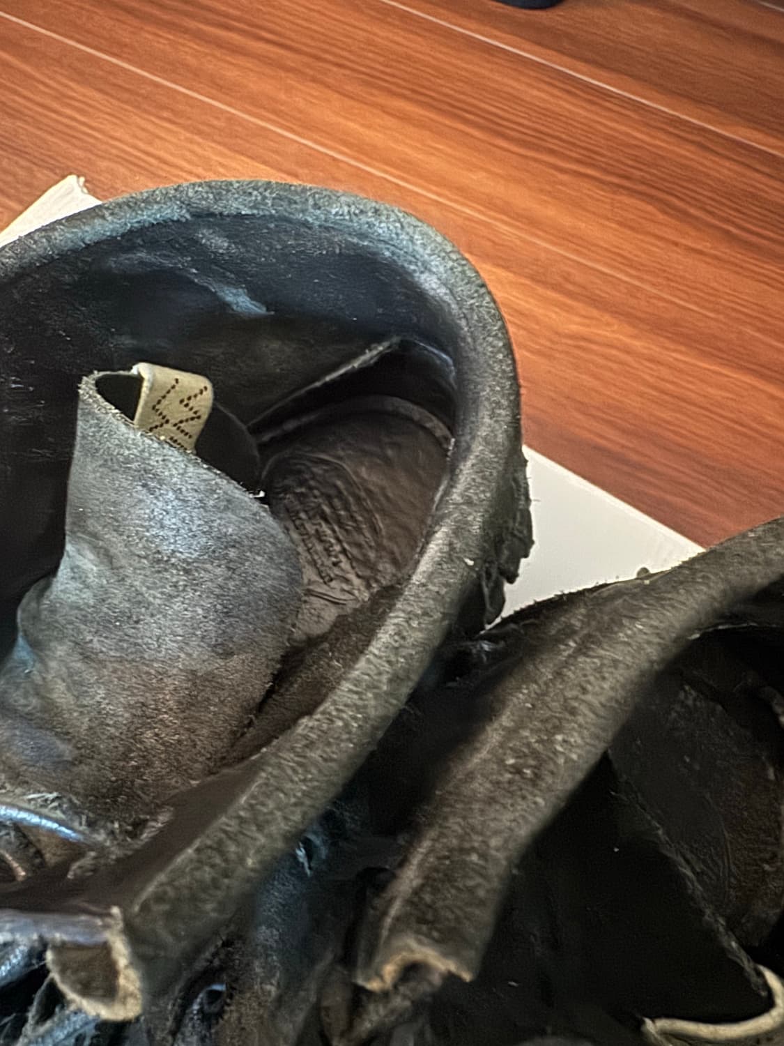 비즈빔 유카 목 블랙 265 상품이미지3