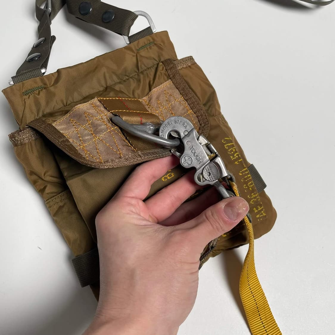 Tough jeansmith 엘로우 나일론 백 상품이미지3