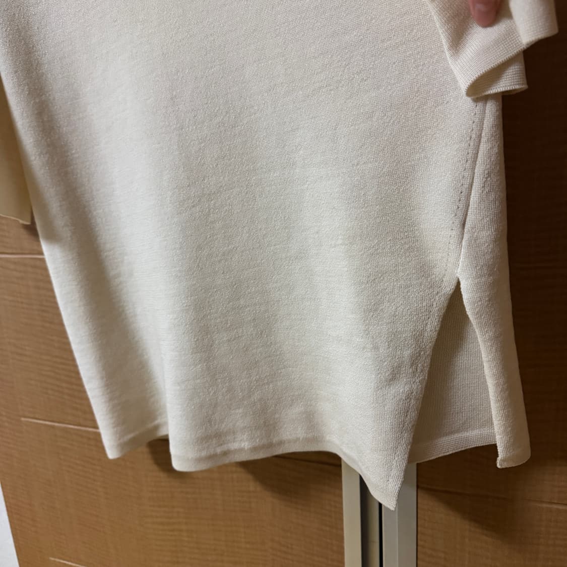 F 한섬 VOV 보브 울100 니트반팔 상품이미지4