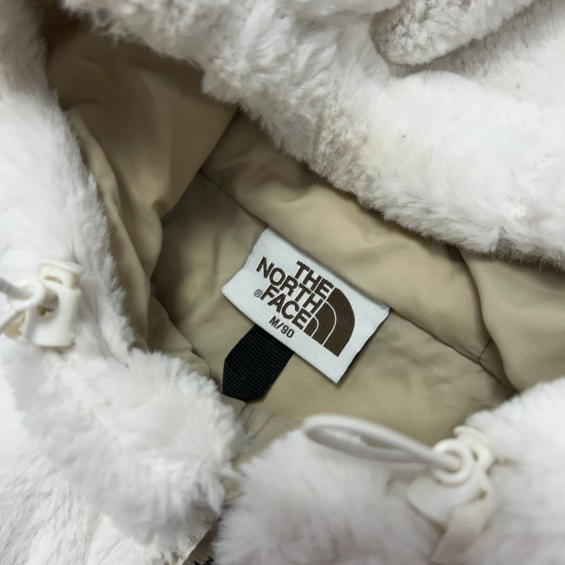 노스페이스 우먼스 아이보리 후드 쉐르파 자켓(M) 상품이미지2