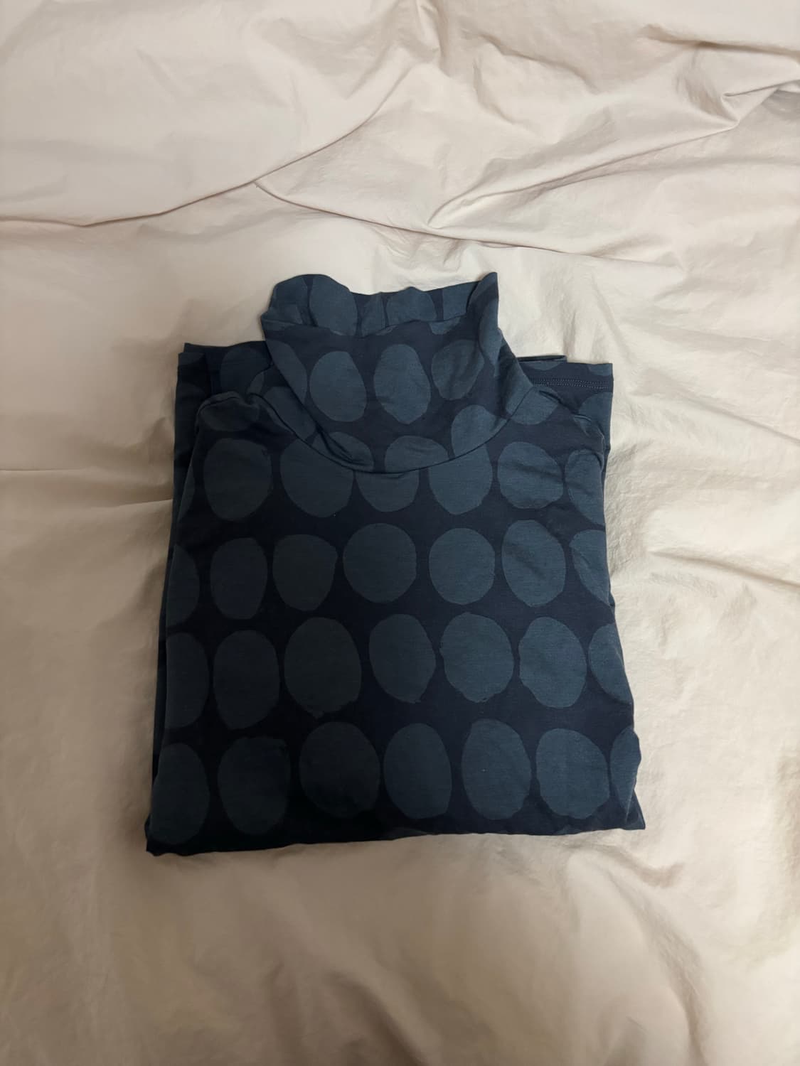 유니클로 마리메꼬 도트 티셔츠 상품이미지4