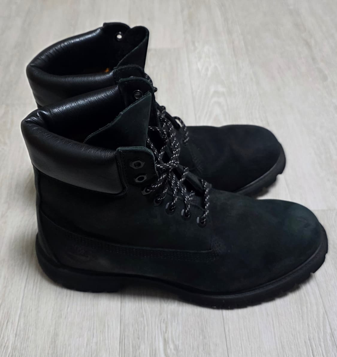 팀버랜드 블랙 6인치 프리미엄 누벅부츠(270~275) 상품이미지4