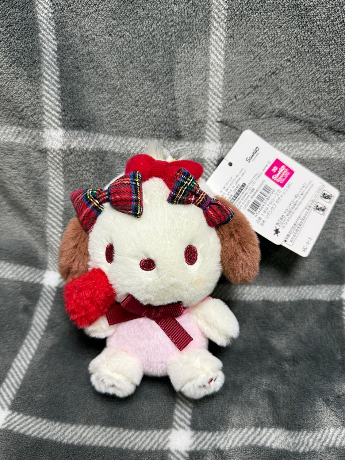 산리오 2023 리본 러브 포차코 마스코트 상품이미지1