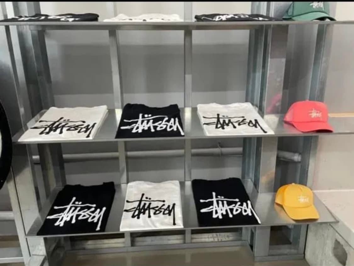 🔥[새상품/정품]🔥스투시 베이직 반팔티 오버핏 티셔츠 상품이미지3