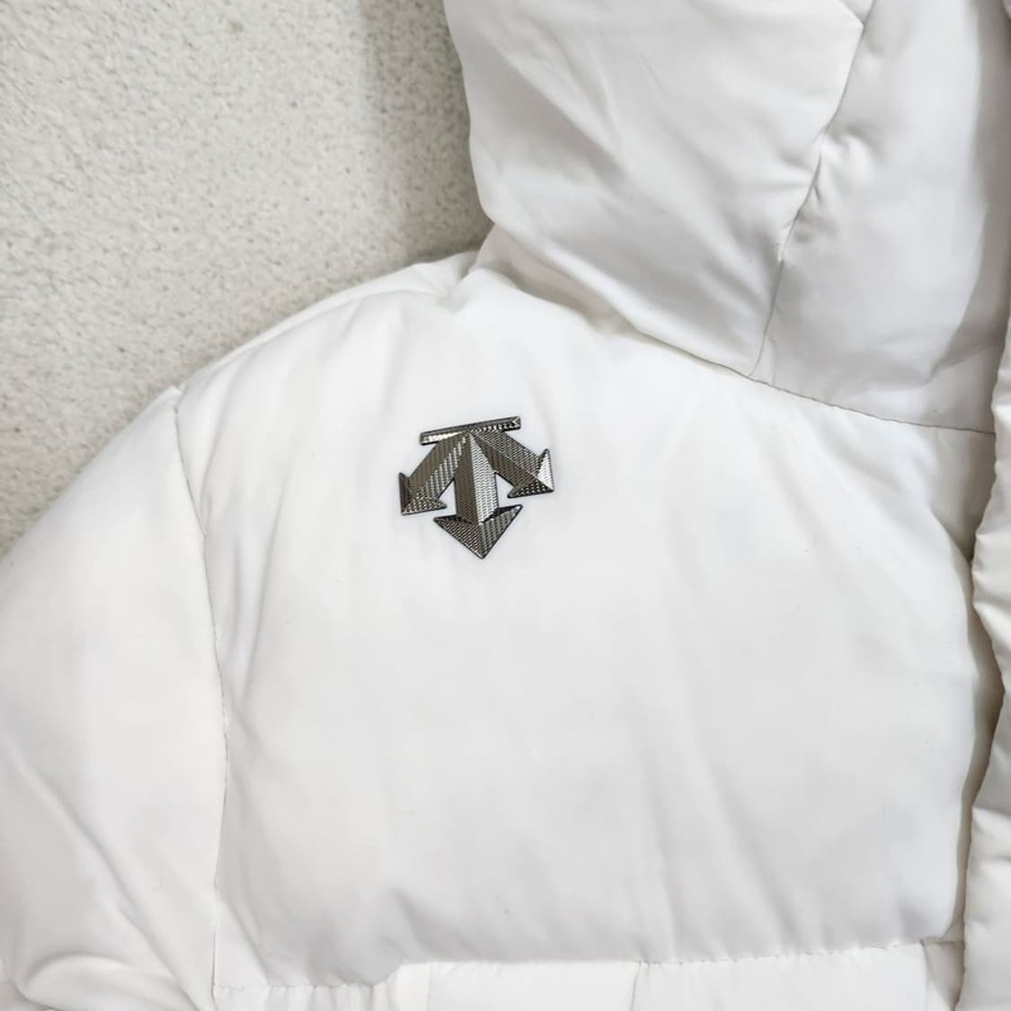 DESCENTE 구스 롱패딩 90 상품이미지5