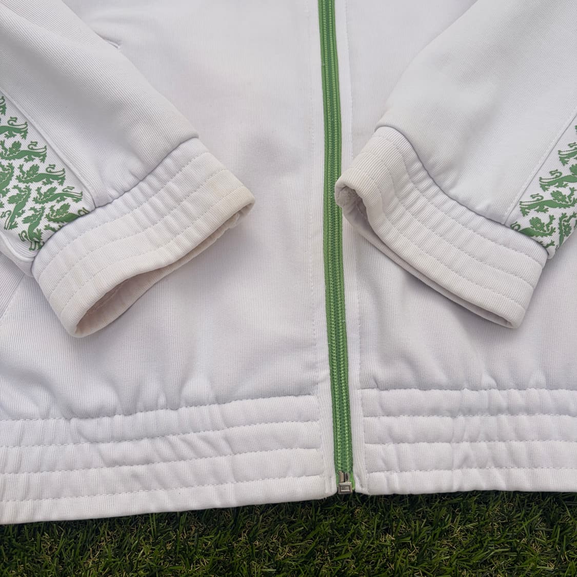 엄브로 X 잉글랜드 화이트 트랙탑 져지 상품이미지5