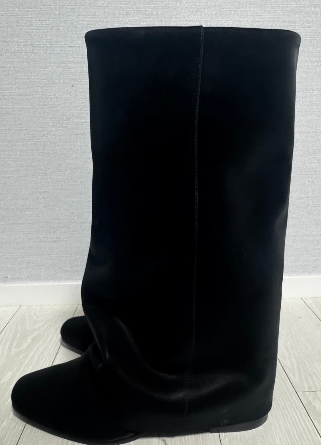 Wrinkle Leather Boots (Black) 상품이미지3