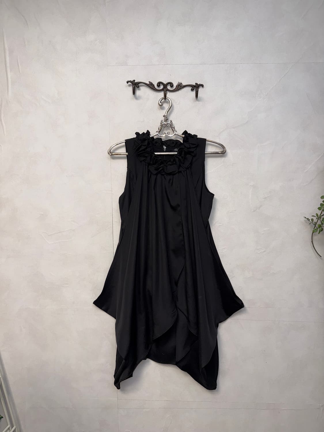 Black satin ruffle shirring layered ops 상품이미지1