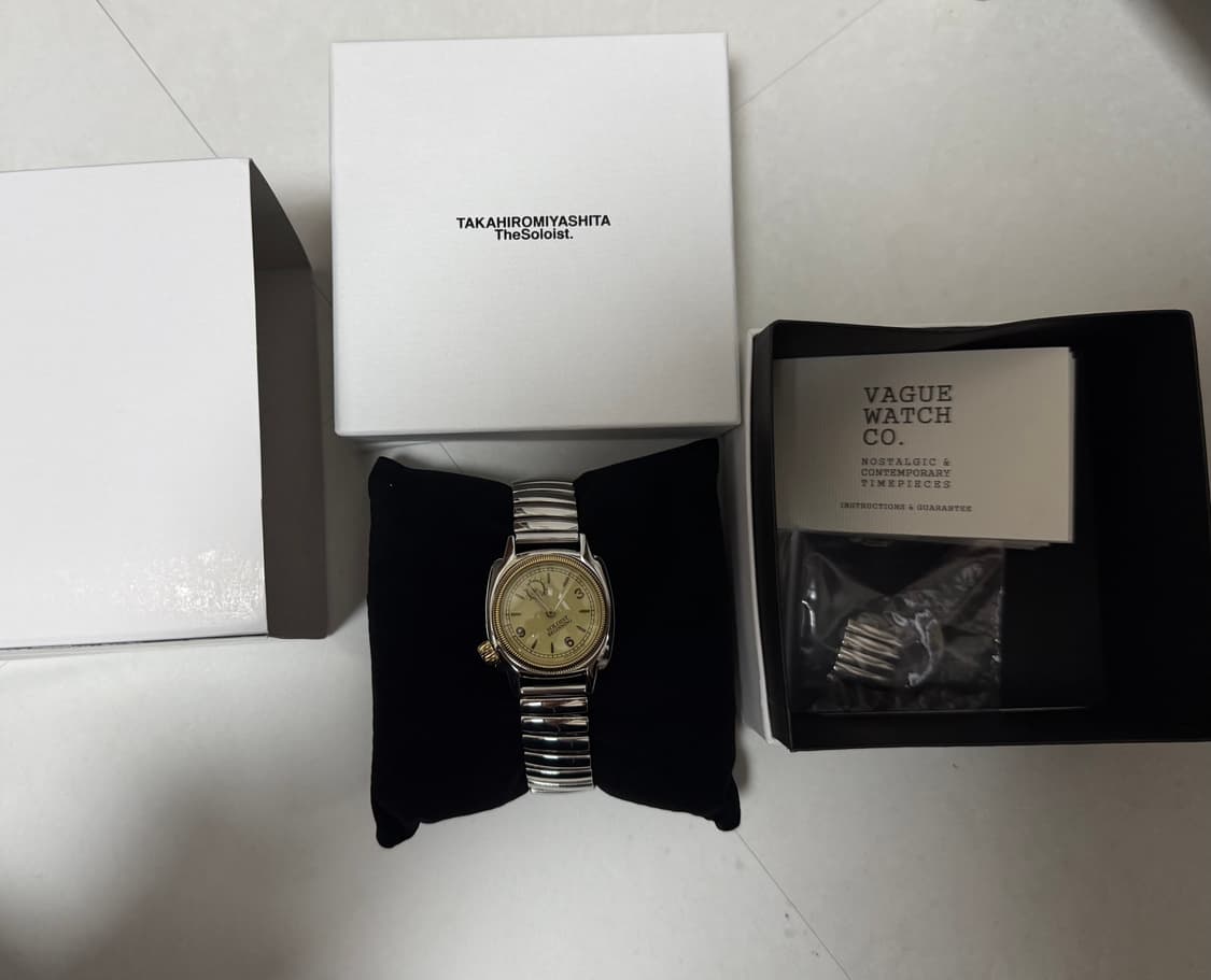 솔로이스트 X 바그 워치 32mm 베이지 상품이미지1