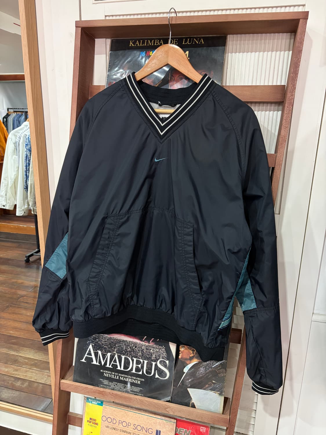 J41 90s 나이키 미들로고 풀오버 윈드브레이커 상품이미지1