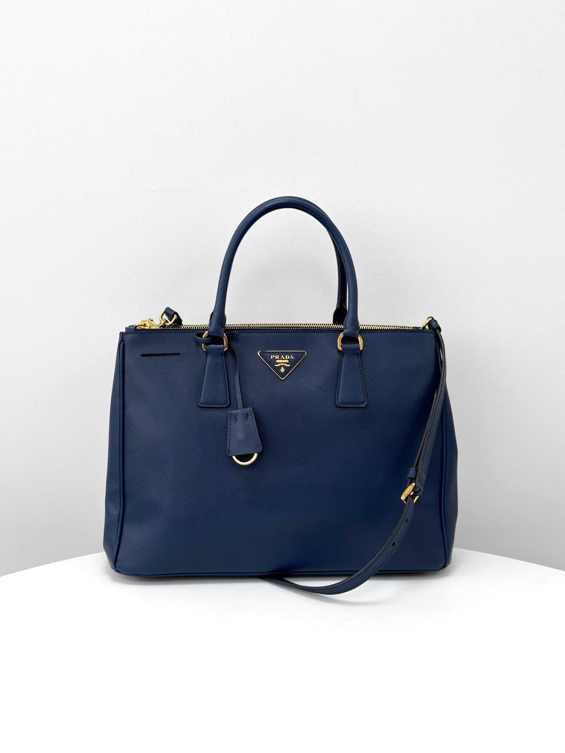 Prada Saffiano Lux Tote Bag 상품이미지3