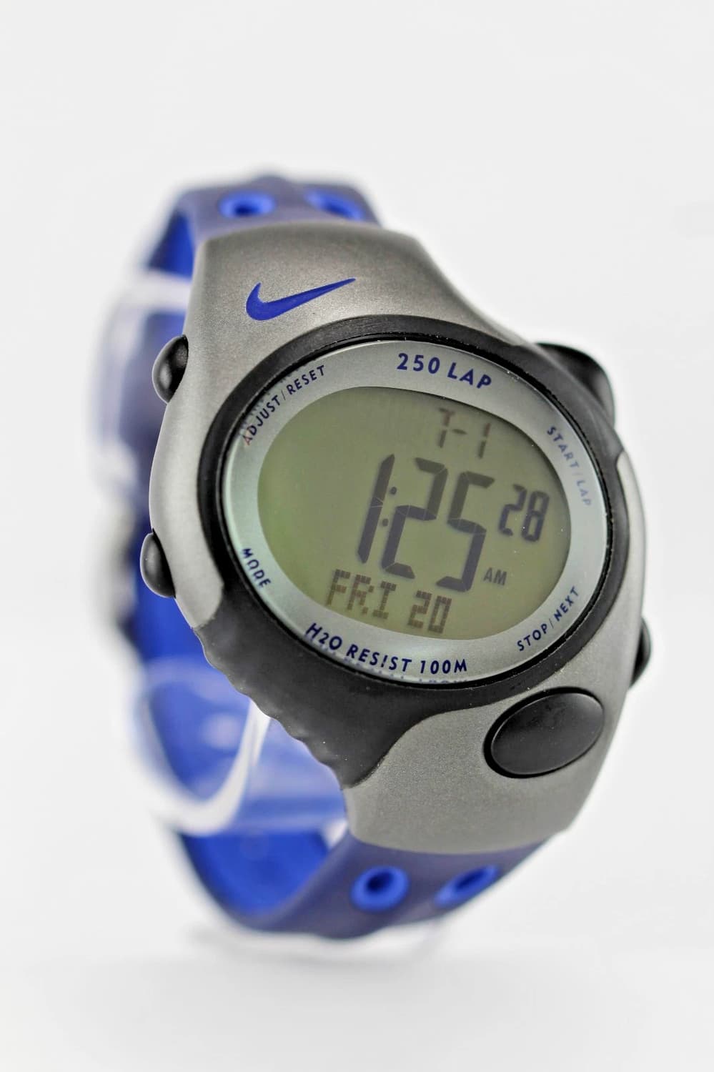 나이키 트라이액스 250 랩 상품이미지1