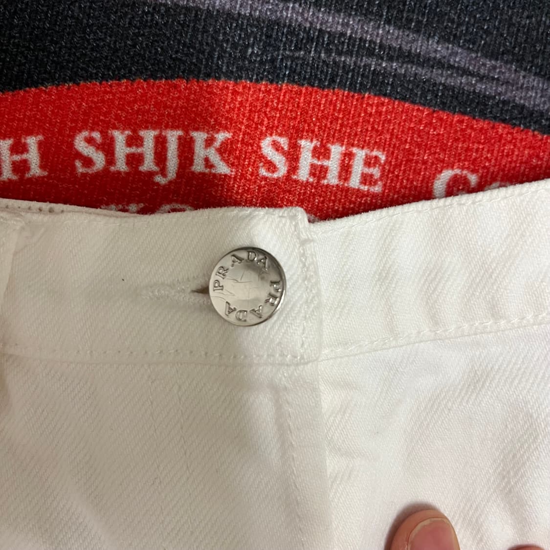 프라다 불 데님쇼츠 화이트 Size.26(XS) 상품이미지4