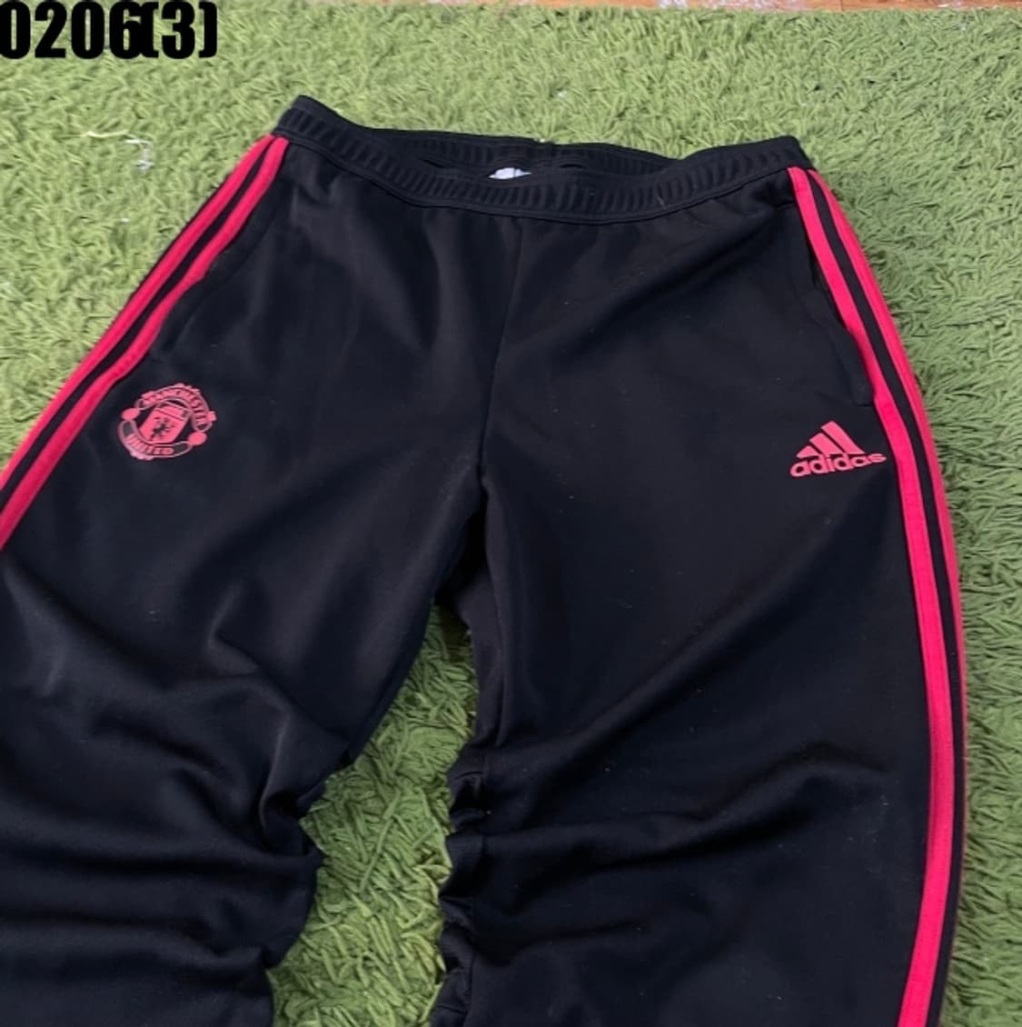 아디다스 맨유 트랙팬츠  상품이미지2