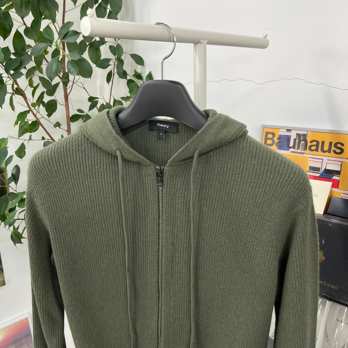 띠어리 캐시미어100% 후드집업 P 상품이미지2