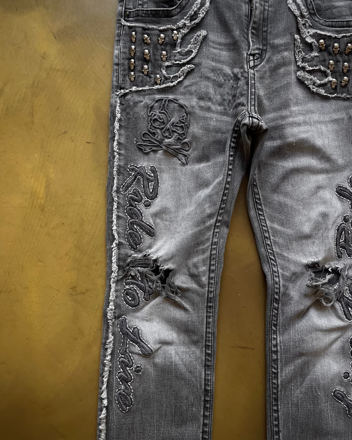 2000s Cloud 72 Skull Studed Denim Pants 상품이미지4